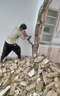 کارگرهستیم برای همه کارتخریب باپیکور خالی کردن بار