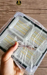 پروژکتور شارژی و خورشیدی پاوربانک دار ۴ باتری