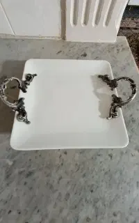 ظرف سرامیکی پایه دار