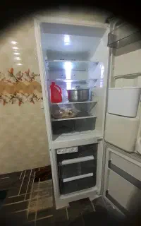 یخچال وفریزر الکترواستیل