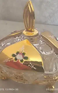 یک جفت شکلات خوری کریستال طلایی گل خامه ای