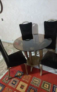 میز ناهار خوری ۴ نفره کارکرده