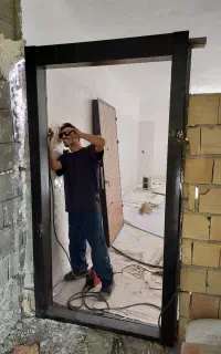 نصب درب های داخلی و جوش کاری وو خورده کاری آهنگری