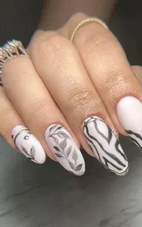 آموزش طراحی ناخن