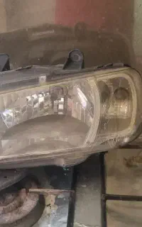 چراغ اریسان و سپر جلو و پمپ بنزین اریسان سالم