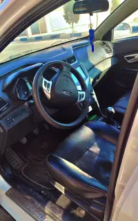 ام وی ام ۳۱۵اکسلنت