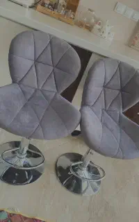 دو عدد صندلی کانتر جک دار کاملا نو وسالم