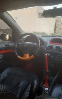 ماشین ۲۰۶ تیپ ۲