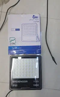 پروژکتور 100 وات 12 ماه ضمانت