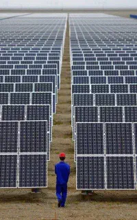 استخدام همکار جهت نصب پنل خورشیدی