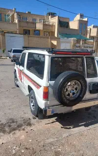 پاترول ایسوزو تروپر مدل ۶۶
