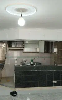 نقاش و نقاشی ساختمان