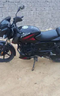 باجاج 150 پالس خشک