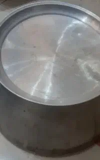 ۱عدد دیگ روحی به همراه درب دیگ