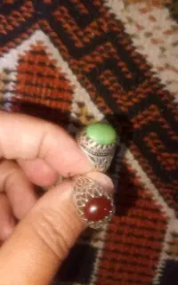 دوتا انگشتر نقره یکی فیزره یکی عقیق سرخ اصل