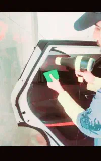 نصب شیشه نانوآنتیUV ی(درب منزل شما)برادران لارستان