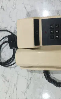 تلفن قدیمی