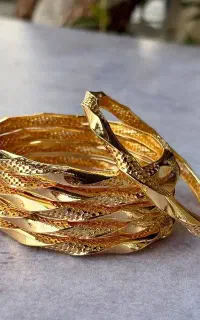 ۳۲۲ گرم طلا قسطی