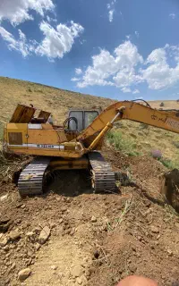 بیل مکانیکی اچ ۱۰۰  با سیستم پیکور فروش فوری