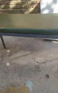 میز فلزی بزرگ
