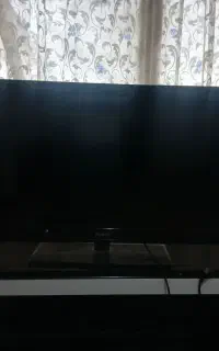 یک عدد تلوزیون  مدلBelcirسایز ۴۶