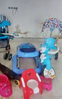 فروش تعدادی وسایل بچه( سیسمونی بودن )