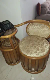 مبل زیر تلفنی