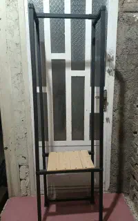 رگال تکی ایستاده