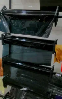 نصب شیشه دودی تخصصی برای انواع خودرو ایرانی خارجی