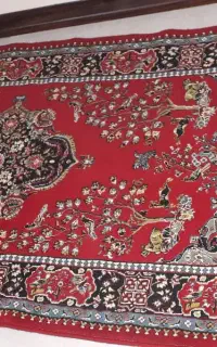 فرش کناره قرمز