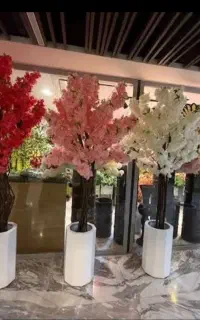 واردات و پخش انواع درختچه های مصنوعی