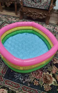 استخر توپ و آب بزرگ قطر حدود90 سانتی