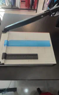 کاتر دستی کاغذ a4و منگنه کتاب بزرگ