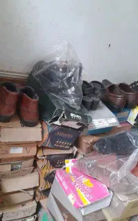 فروش کلی 200 جفت کفش تک سایز