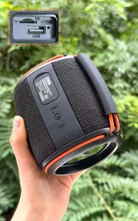 اسپیکر قدرتمند و ضد آب دستی