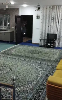 به یک خانم مرتب جهت نظافت احتیاج دارم