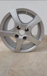 رینگ پنج پر ایران‌خودرو ۱۵