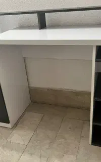 میز کامپیوتر و تحریر