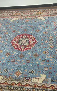 سه عدد فرش نه متری هر عدد پنج میلیون تومان