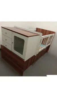 تخت وکمدکودک