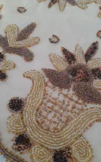 رومیزی منجوق دوزی