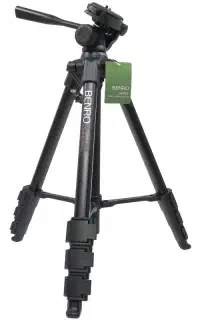 سه پایه عکاسی برای دوربین های DSLR بنرو