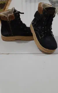 کفش پسرانه درحد نو سایز ۲۵تا۳۰