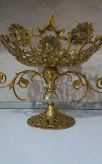 میوه خوری برنزوتعدادی دیگر