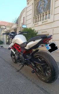 بنلی ۳۰۰ جفت سیلندر وارداتی