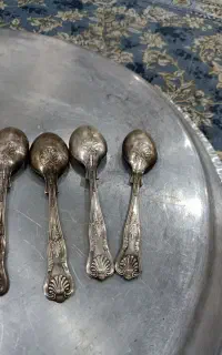 قاشق و چنگال عتیقه و اشرافی