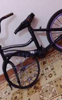 دوچرخه ۱۶ یک میلیون ۳۰۰