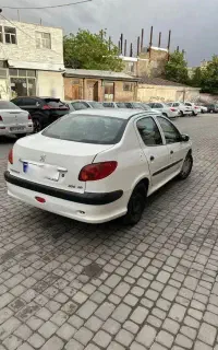 ۲۰۶sd v8 کم کارکرد