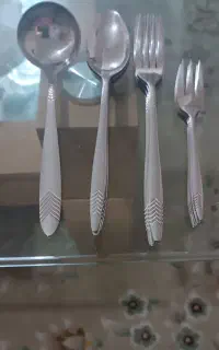 قاشق چنگال ملاقه