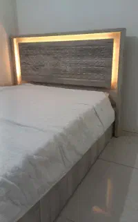 تخت چراغ دار در حد نو + تشک
